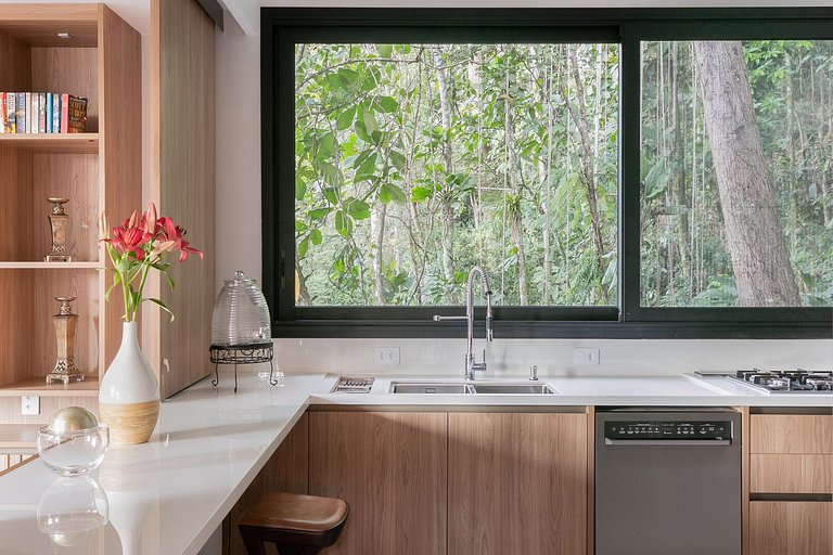 Beautiful mansion in Guarujá