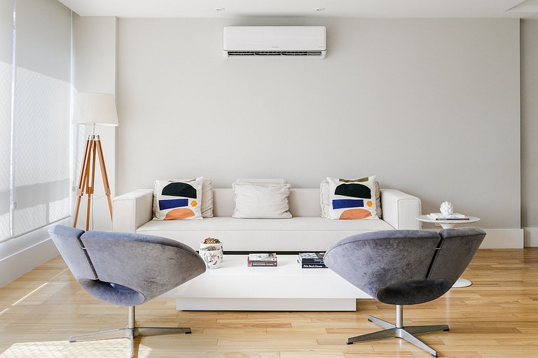 Apartamento de 3 quartos no Leblon - Leb011