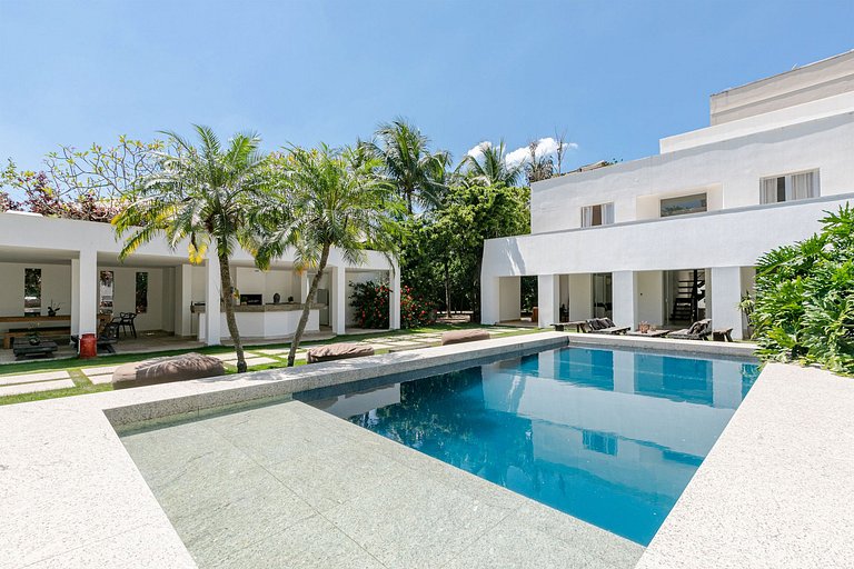 Villa de 8 quartos na Barra da Tijuca