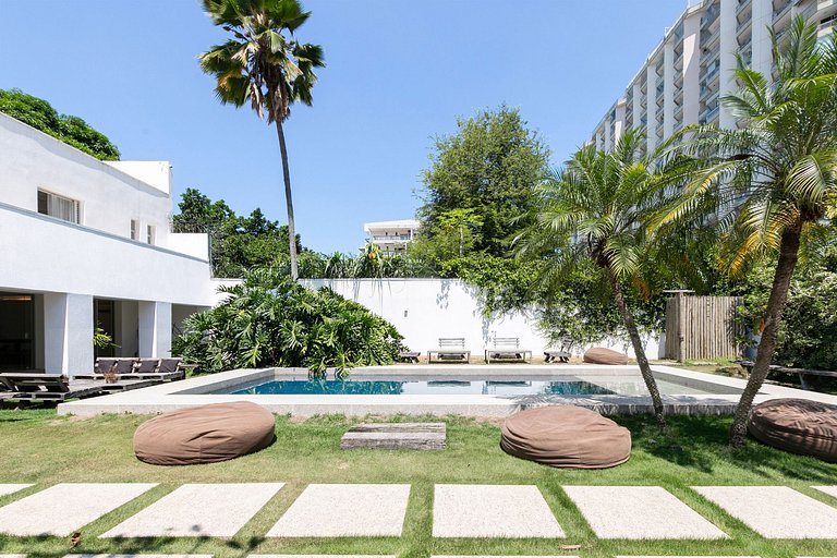 Great 8 bedroom house in Barra da Tijuca