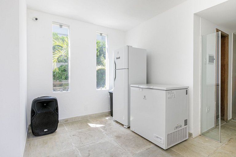 Great 8 bedroom house in Barra da Tijuca