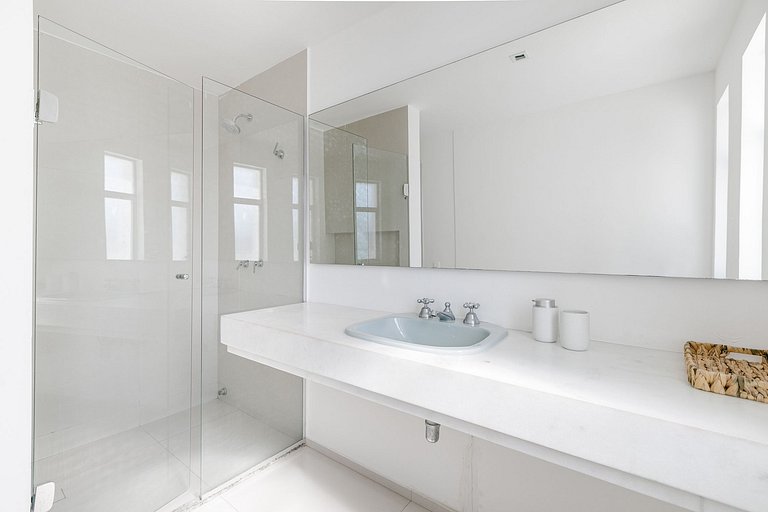 Casa con 8 camere da letto a Barra da Tijuca - Bar001