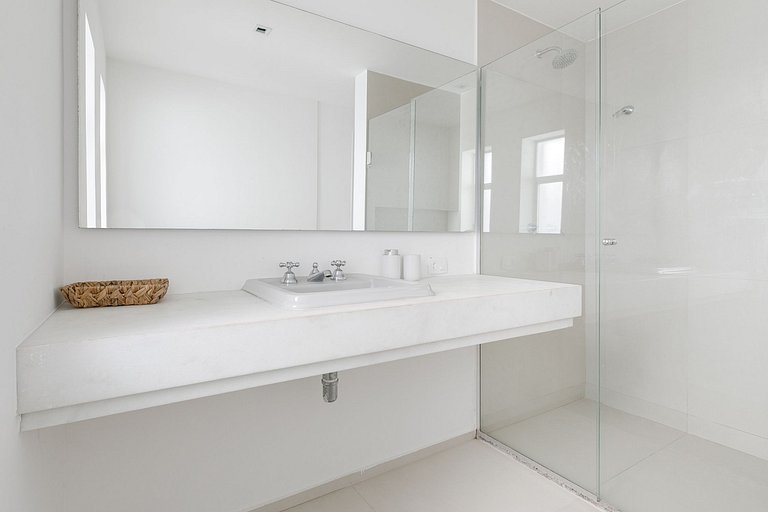 Casa con 8 camere da letto a Barra da Tijuca - Bar001