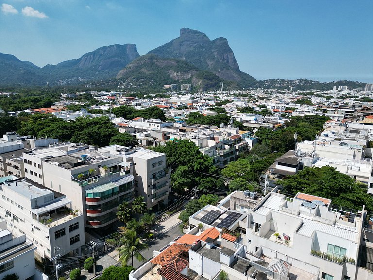 Villa de 8 quartos na Barra da Tijuca