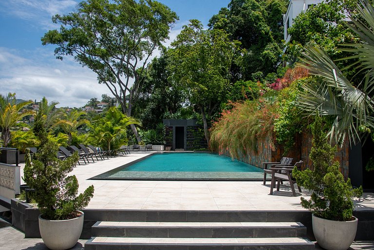 Luxurious Villa in Santa Teresa