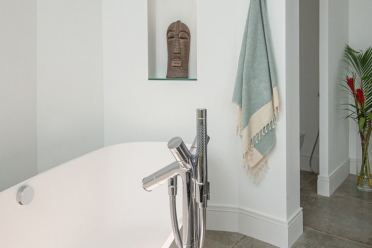 Luxueux manoir au sommet de Santa Teresa - San004