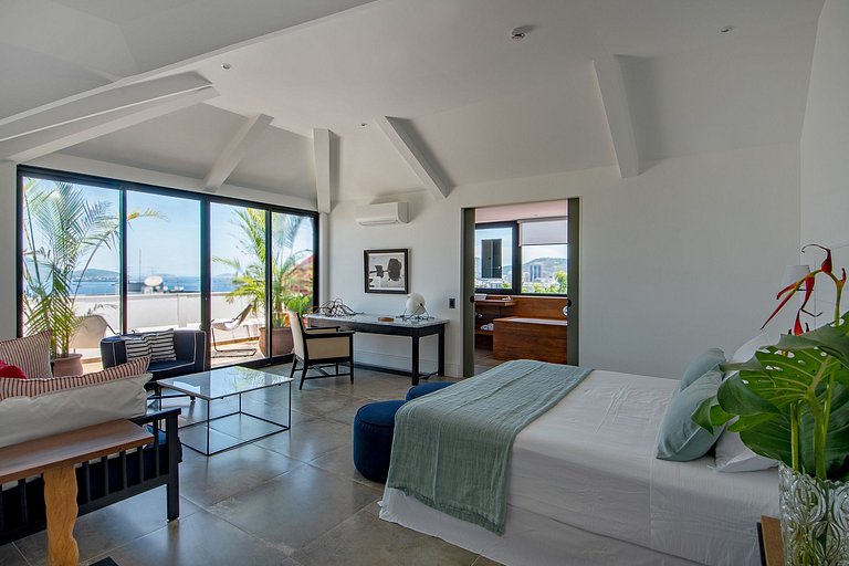 Luxurious Villa in Santa Teresa
