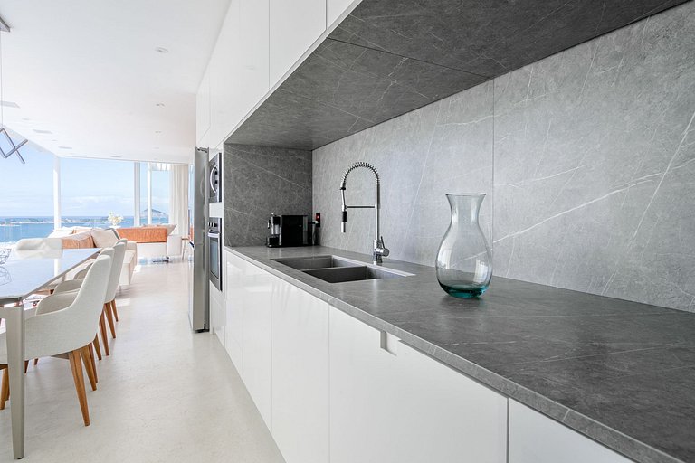 Nice Penthouse with sea view in Rio