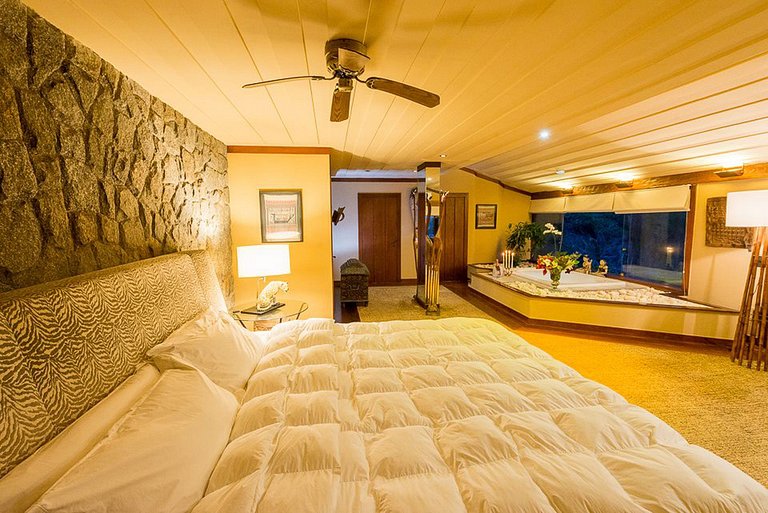 Luxury villa in Ferradura beach