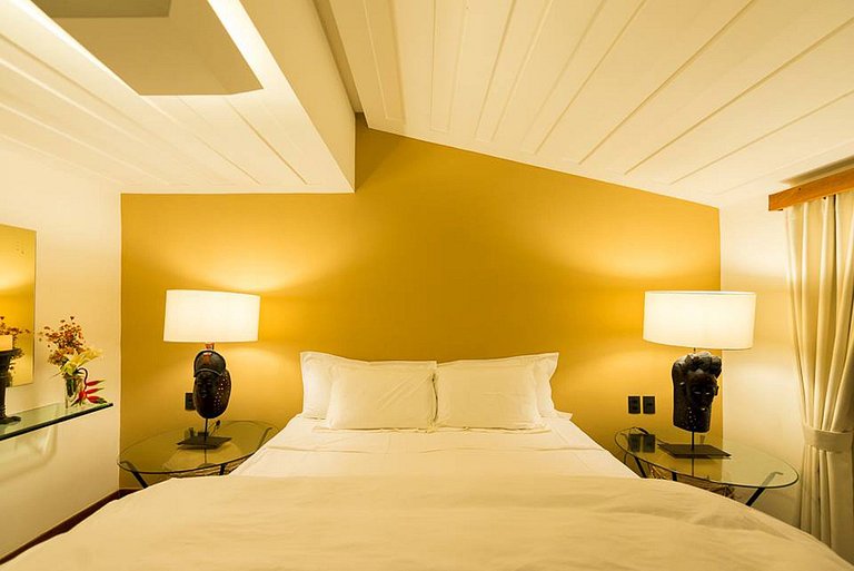 Luxury villa in Ferradura beach