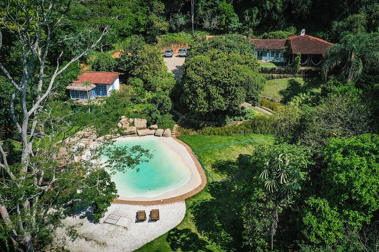Bella casa con piscina a Serra do Rio