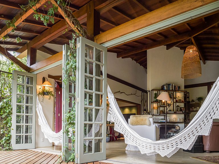 Beautiful house with pool in Serra do Rio