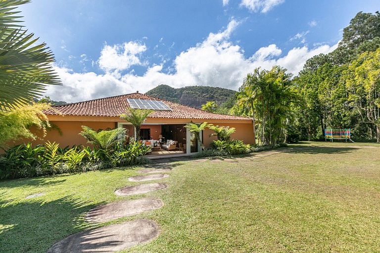 Hermosa villa de lujo en Itaipava