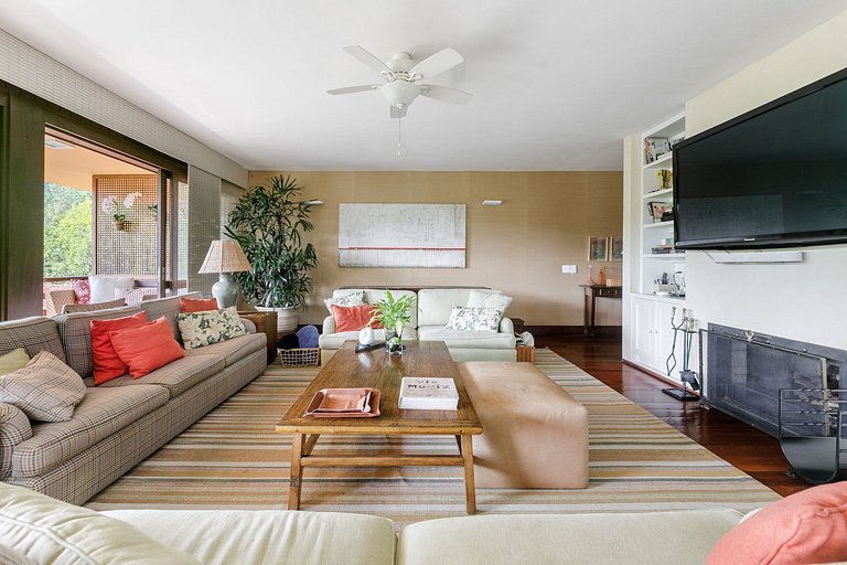 Belíssima villa de luxo em Itaipava