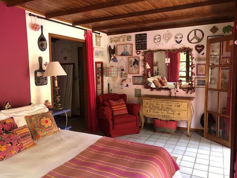 Casa de campo com cachoeira em Petrópolis