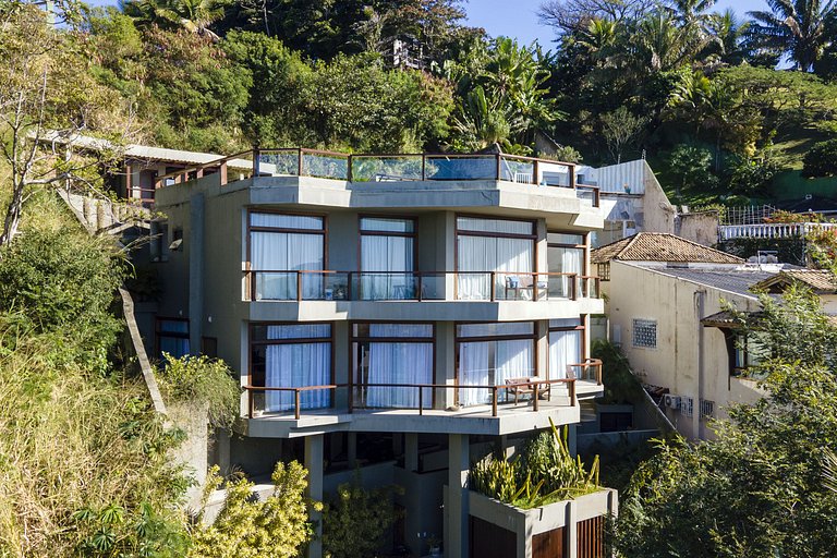 Manoir avec de belles vues sur la mer à Joa