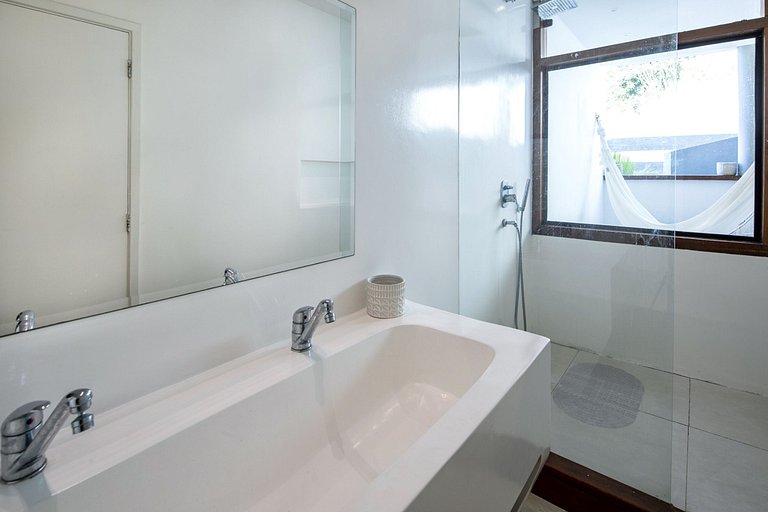 Villa with beautiful sea views in Joa
