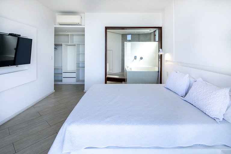 Villa with beautiful sea views in Joa