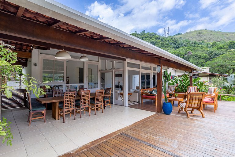 Casa junto al mar en Angra dos Reis