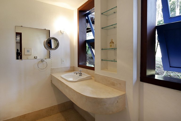 Charmosa villa de colina em Itacaré