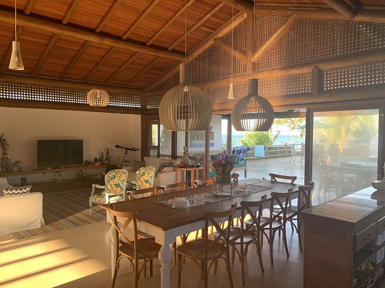 Beachfront villa in Barra Grande