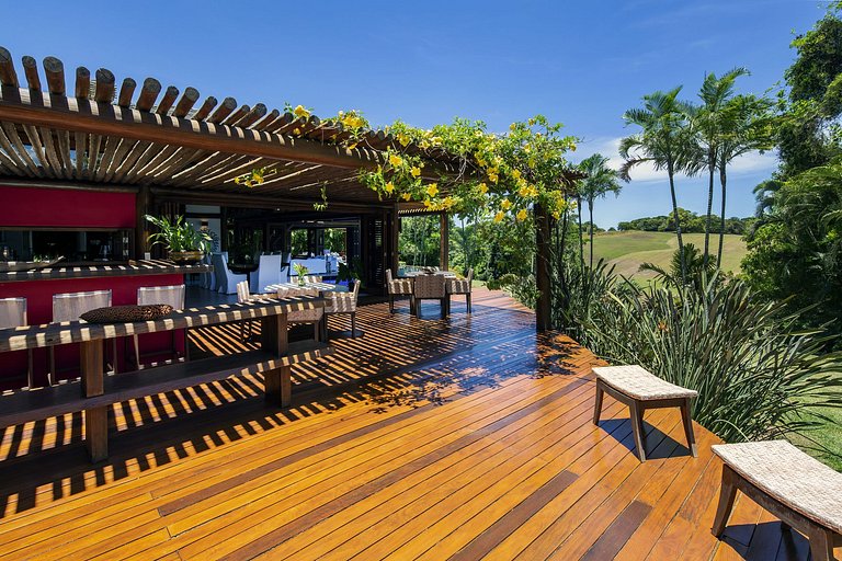 Luxuosa villa de 6 suítes em Trancoso
