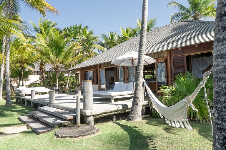 Idyllic seafront villa in Trancoso
