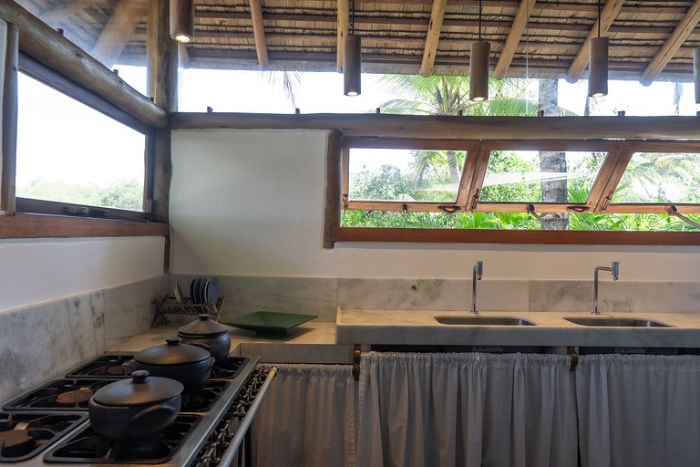 Idyllic seafront villa in Trancoso