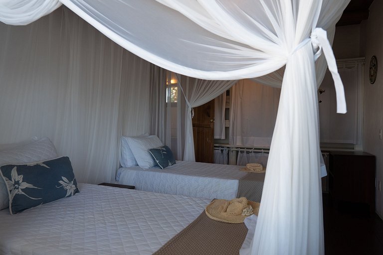 Idyllic seafront villa in Trancoso - Trc035