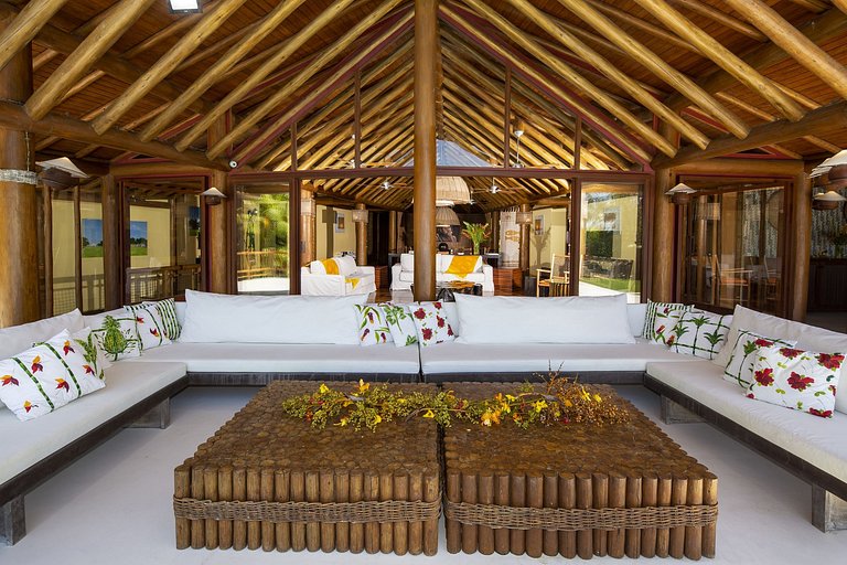 Villa with large pool in Trancoso
