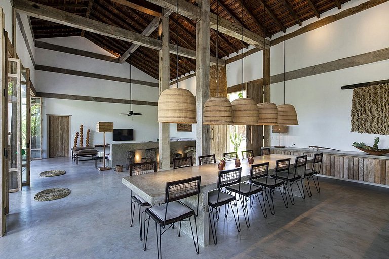Luxury house with 5 suites in Trancoso