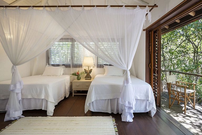 Sea front villa with pool in Trancoso - Trc045