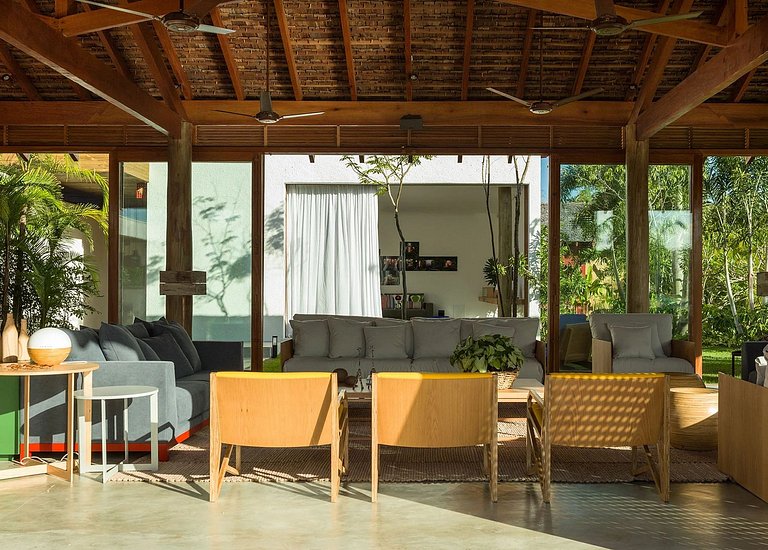 Spacious 6 bedroom villa in Trancoso