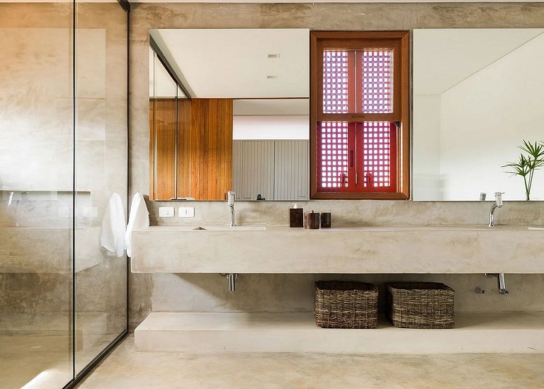 Spacious 6 bedroom villa in Trancoso