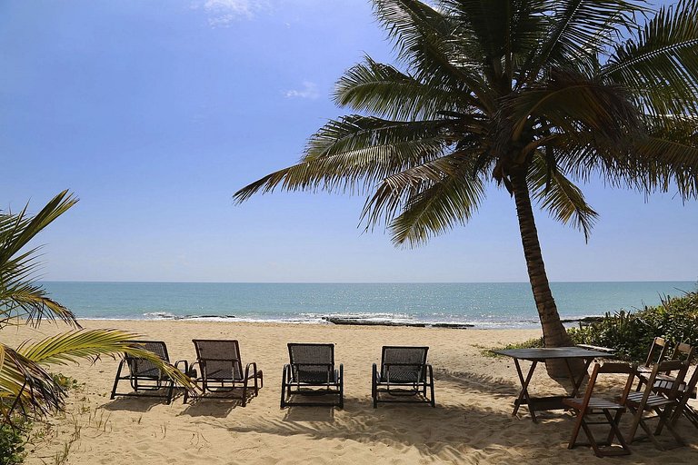 Charmosa villa frente mar em Trancoso