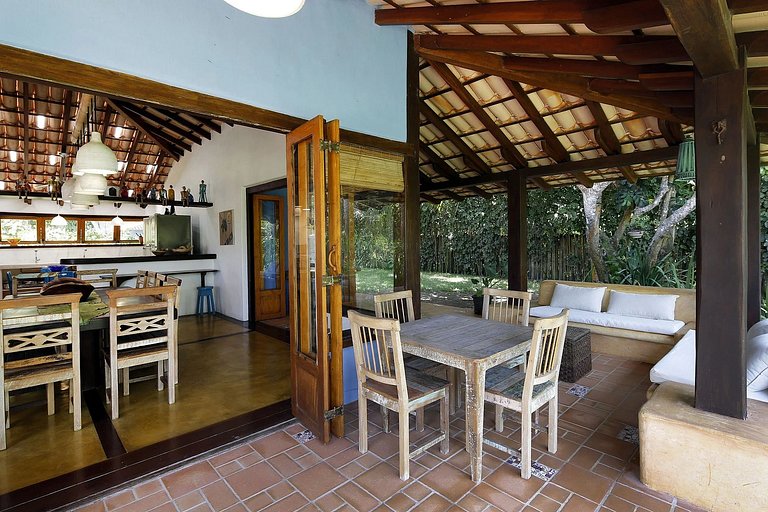 Charmosa villa frente mar em Trancoso