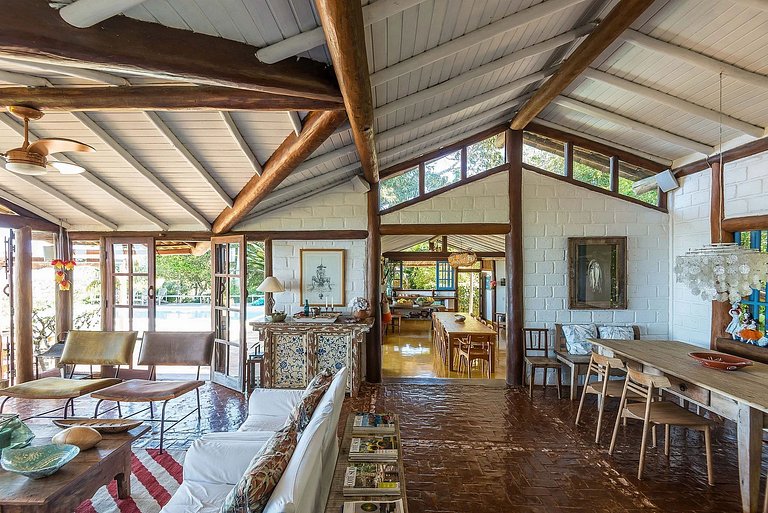 Charmosa casa de 4 quartos em Trancoso