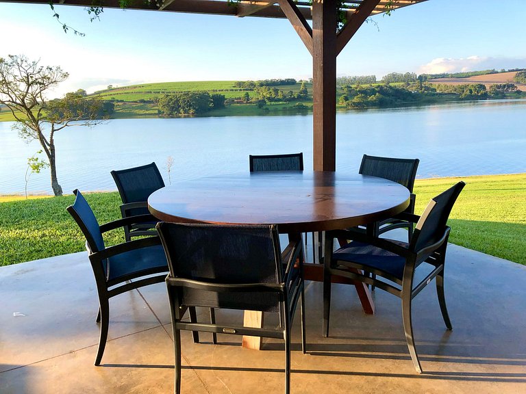 Belles villas de campagne à Itaí