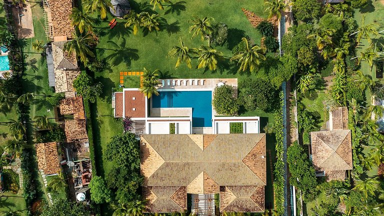 Beachfront house in Arraial d'Ajuda - Adj008