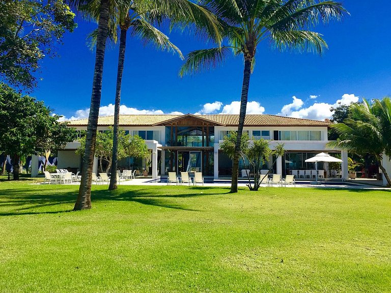 Beachfront house in Arraial d'Ajuda - Adj008
