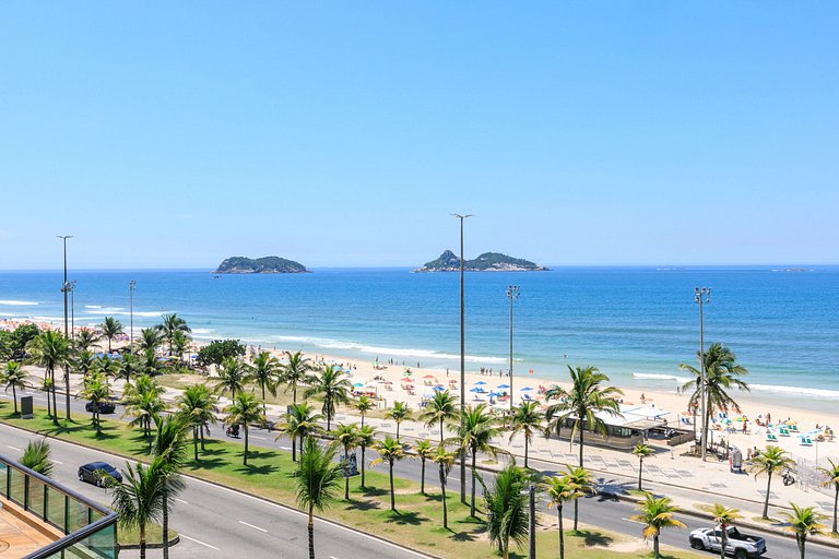 Great duplex penthouse in Barra da Tijuca