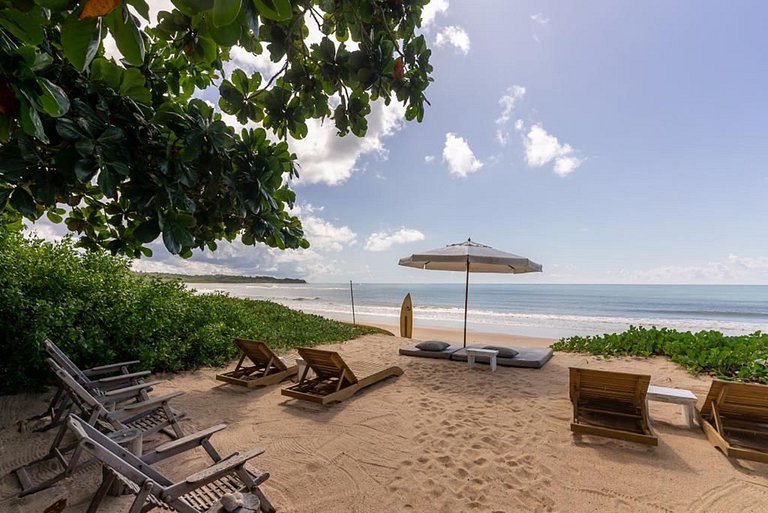 House facing the sea with swimming pool in Trancoso