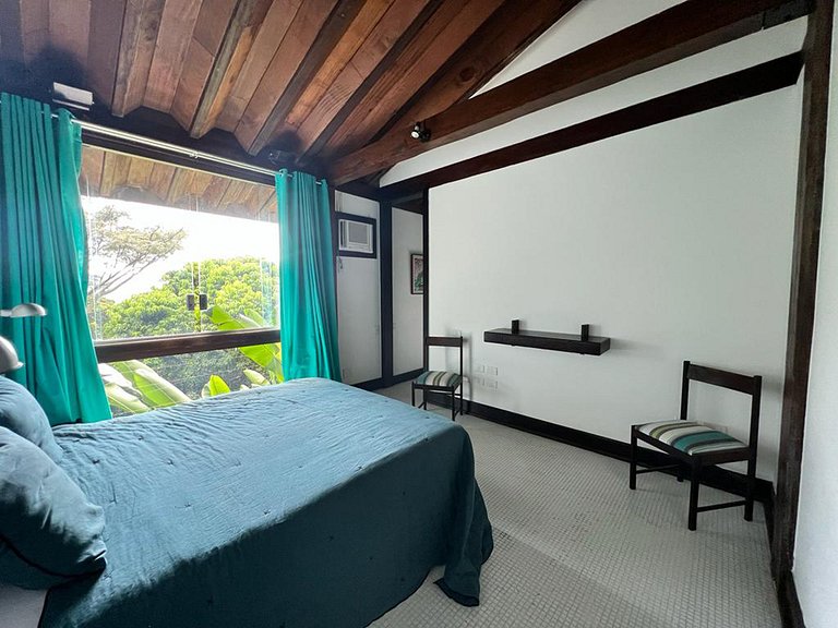 Wonderful house with views in Cosme Velho