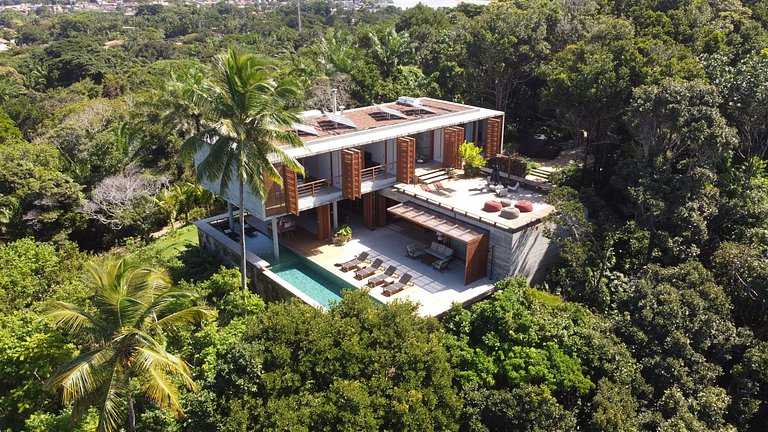 Luxury villa in Itacaré