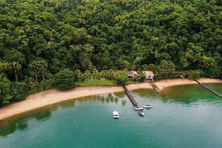 Villa y loft junto al mar en Paraty