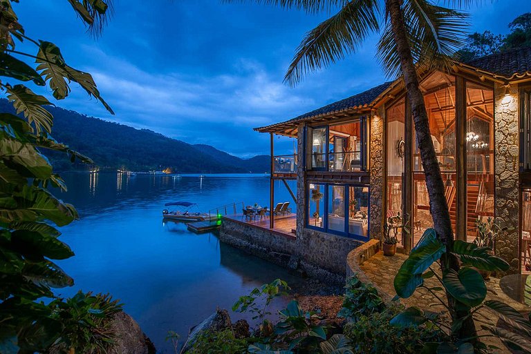Villa e loft al mare a Paraty