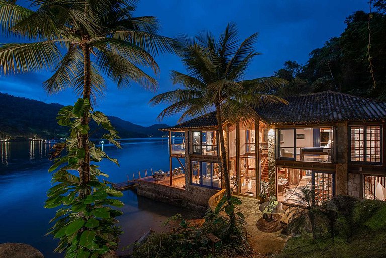 Villa y loft junto al mar en Paraty