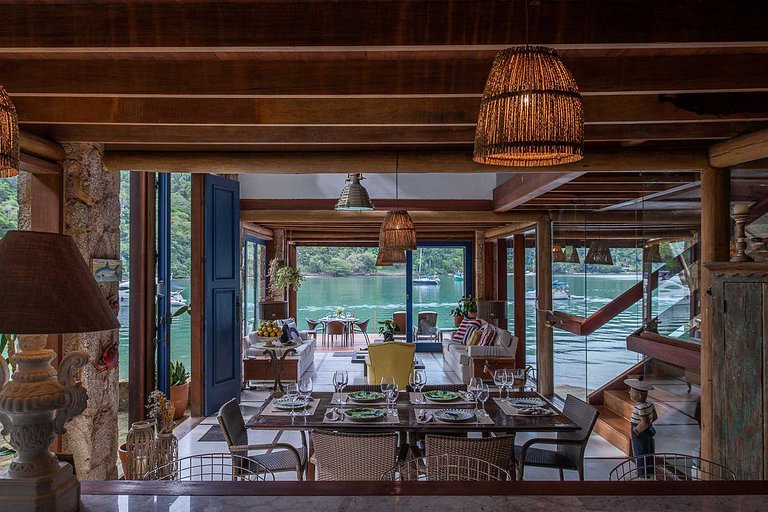 Villa e loft à beira-mar em Paraty