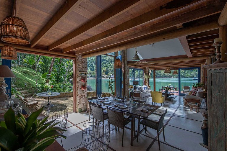Villa y loft junto al mar en Paraty
