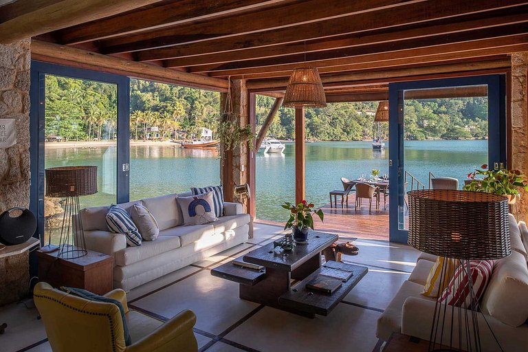 Villa y loft junto al mar en Paraty